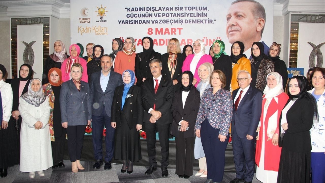 Erdoğan: “Kadını, kadına eşitledik” 8