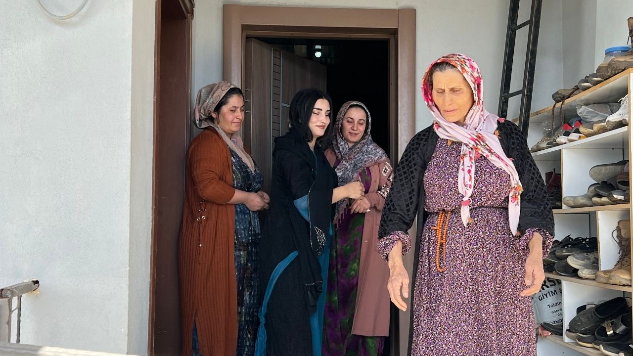 Hakkari'nin 25 bin nüfuslu ilçenin tek kadın muhtar adayı 1