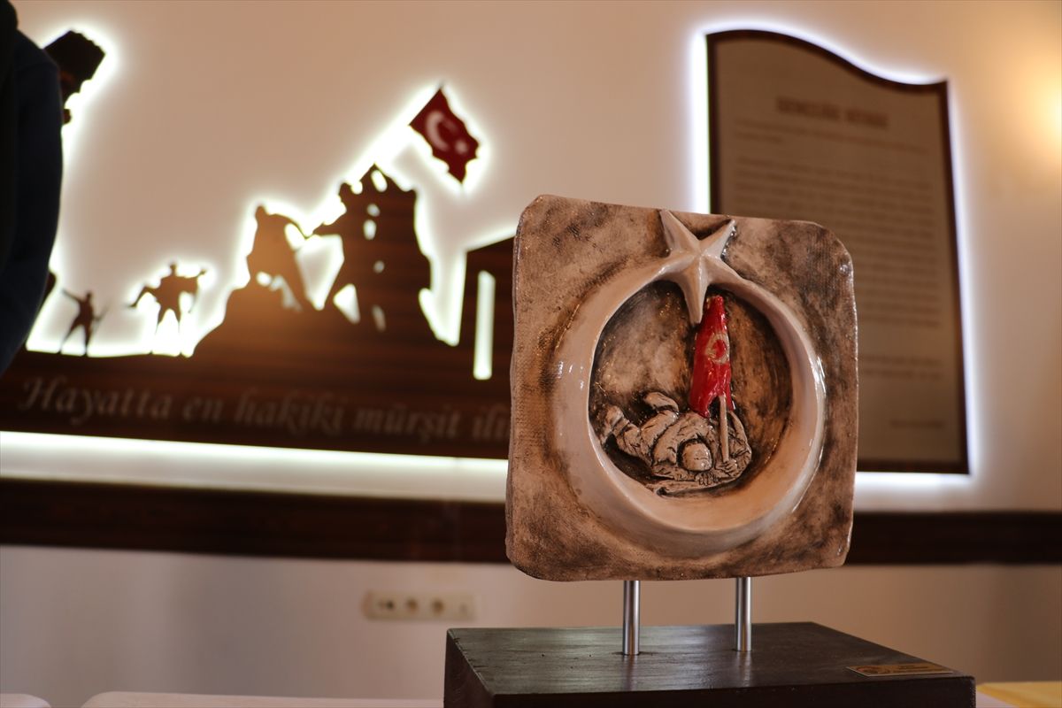 Şehit Onbeşlilere vefa sergisi! 1