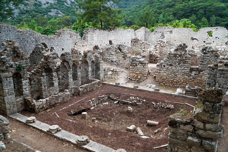 Yenilenen Olympos Antik Kenti'nin açılışı gerçekleştirildi 2