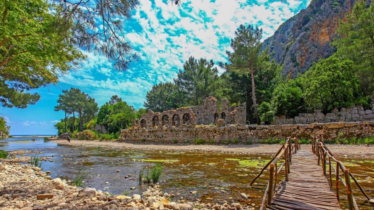 Yenilenen Olympos Antik Kenti'nin açılışı gerçekleştirildi 1
