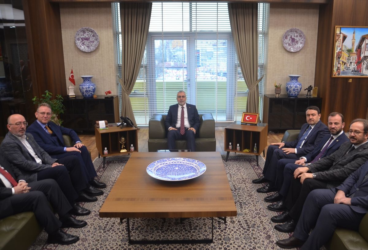 Emeklilikte kök aylığa yeni düzenleme! 23