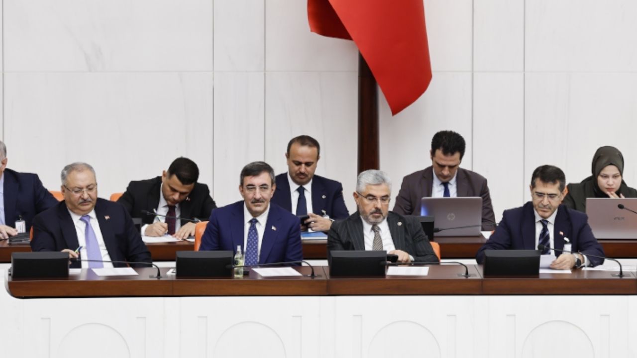 Anayasa çalışmaları bayramdan sonra başlıyor! 9