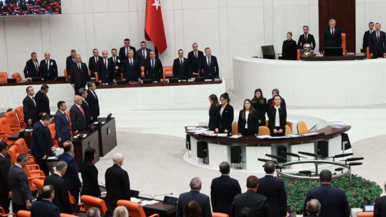 Anayasa çalışmaları bayramdan sonra başlıyor! 7