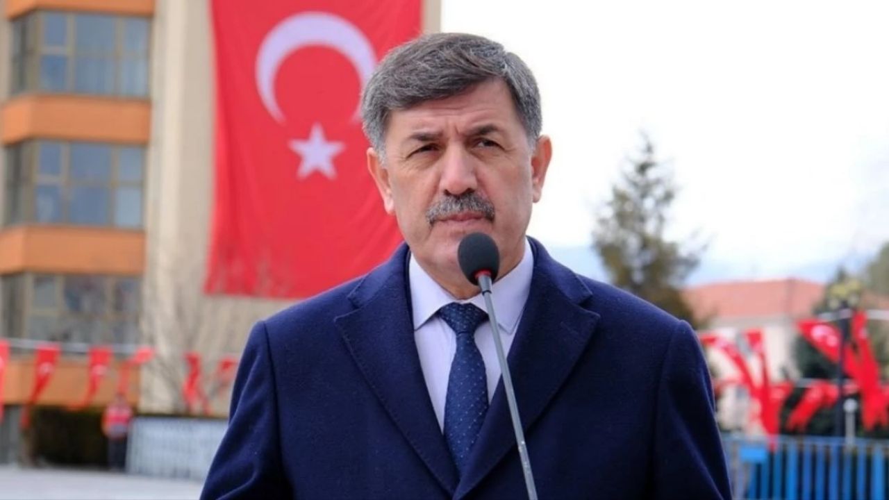 2024 yerel seçimlerinde kazanan Belediye Başkanlarının asıl meslekleri nedir? 31