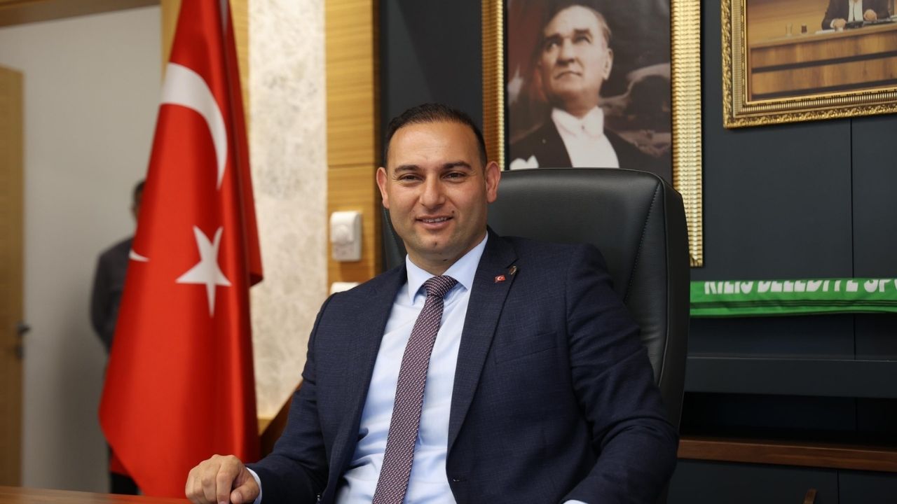 2024 yerel seçimlerinde kazanan Belediye Başkanlarının asıl meslekleri nedir? 49