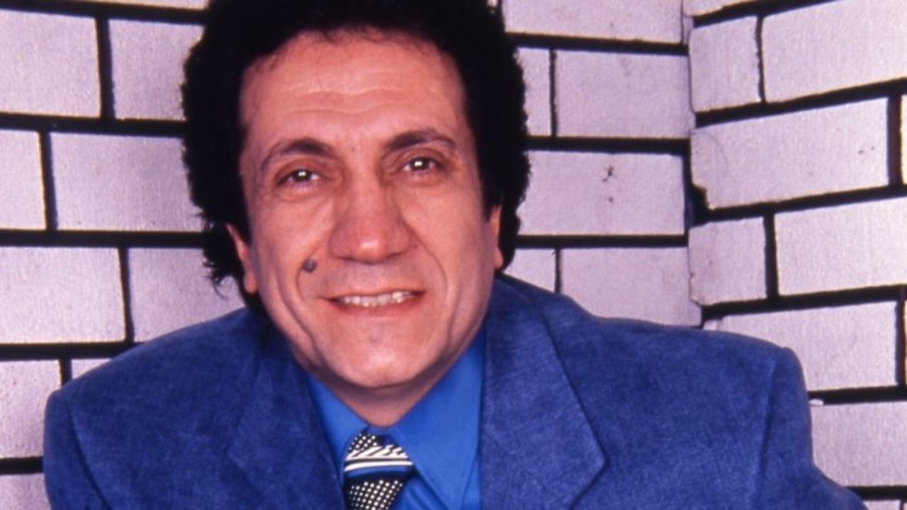 Şarkılarıyla bir döneme damga vuran İzzet Altınmeşe şimdi ne yapıyor? İzzet Altınmeşe kimdir? 4