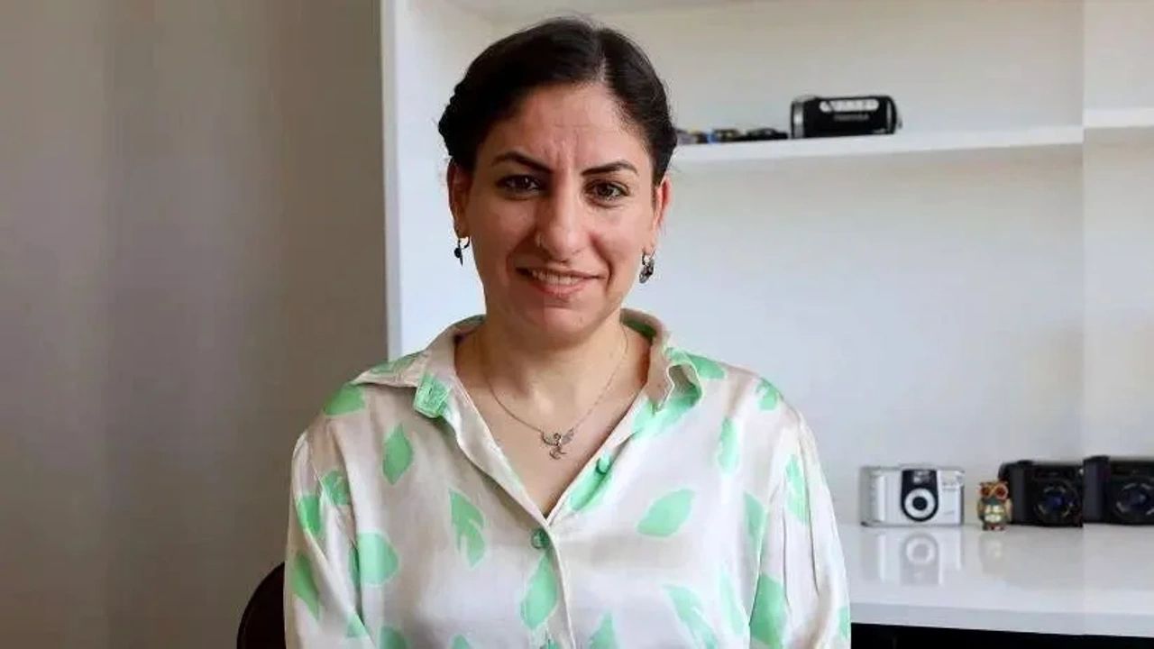 2024 yerel seçimlerinde kazanan Belediye Başkanlarının asıl meslekleri nedir? 69