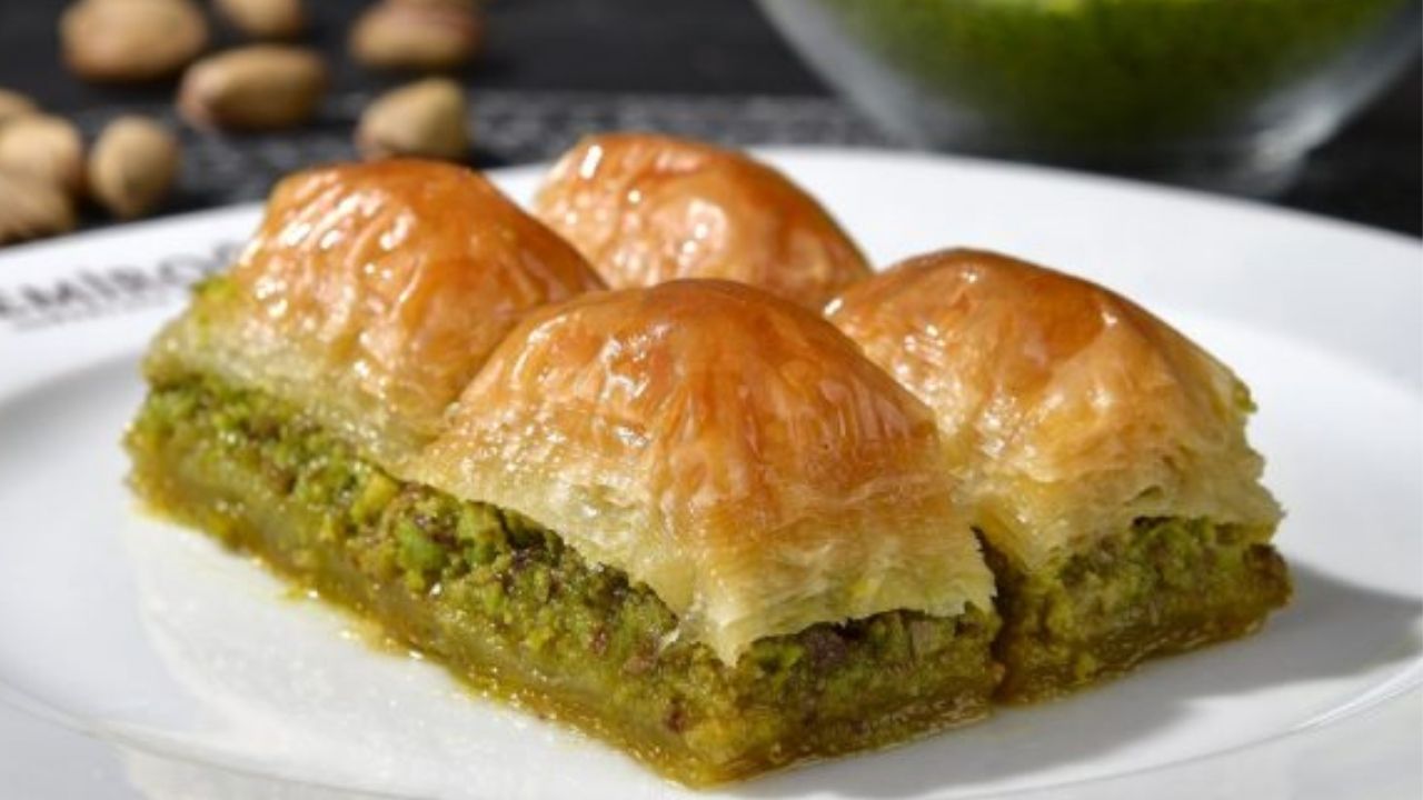 Bayramda tüketilen şeker, çikolata ve tatlılar kaç kalori? 1