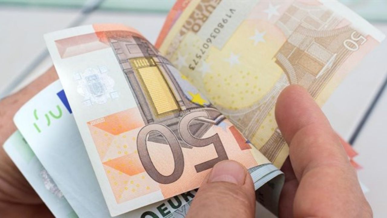 SGK'dan anne ve bakıcılara 325 Euro destek müjdesi! 5