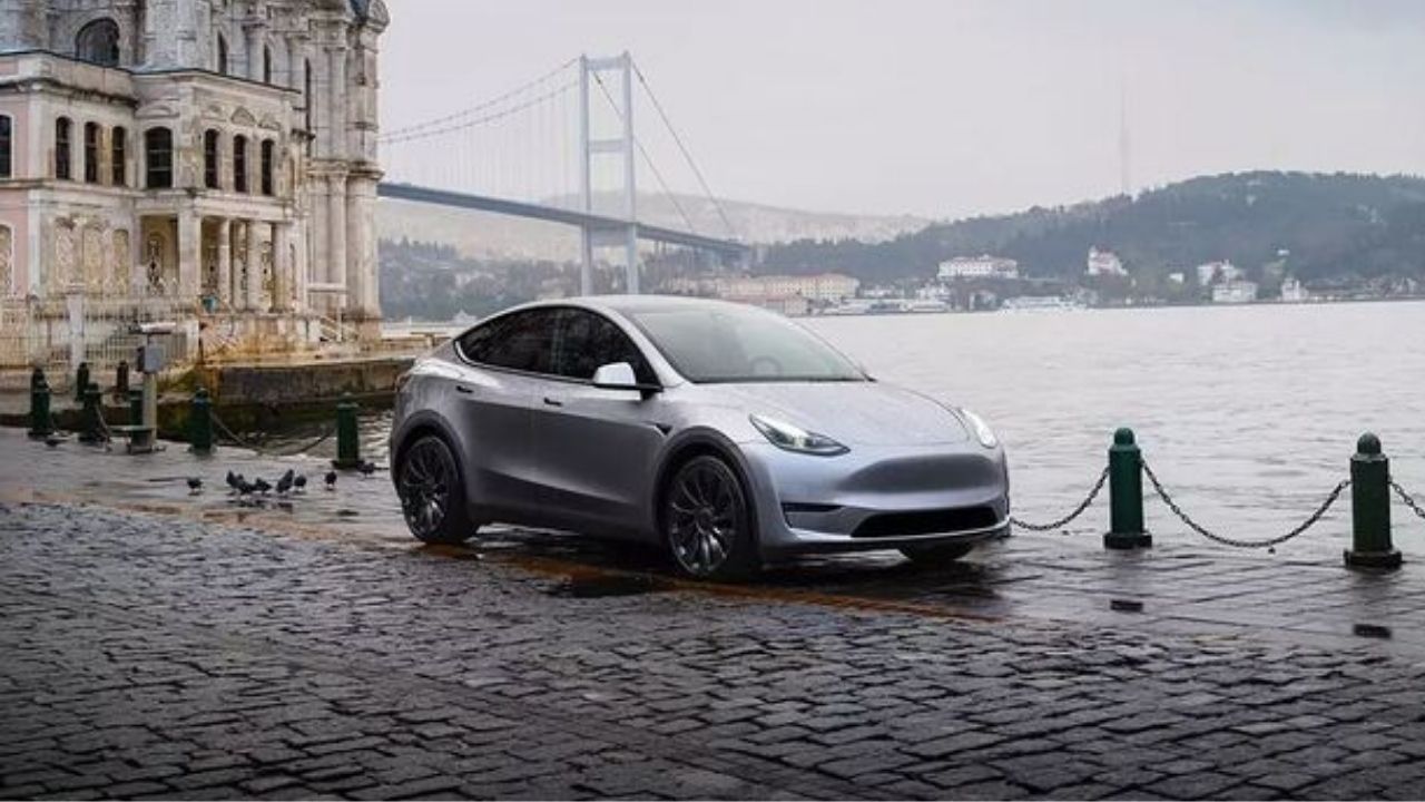 Tesla Model Y Türkiye’ye özel indirimle satışa çıktı! 1