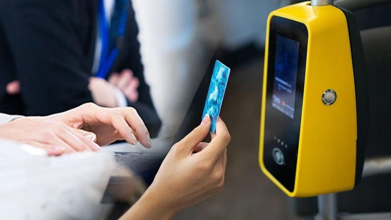 Kamuda servis dönemi bitiyor: Memurlar toplu taşıma kullanacak 2