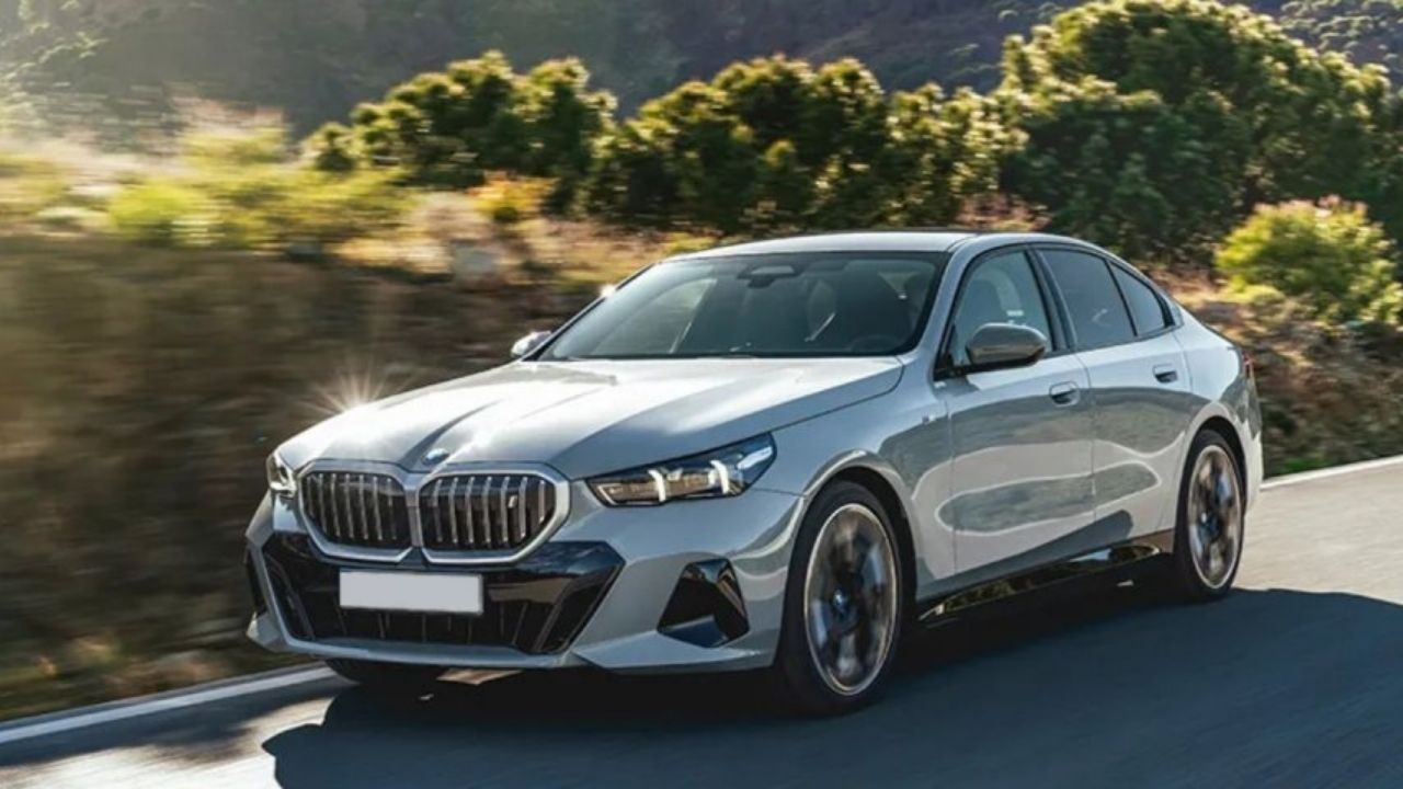 2024'te Türkiye'de en çok satılan lüks otomobiller! 5