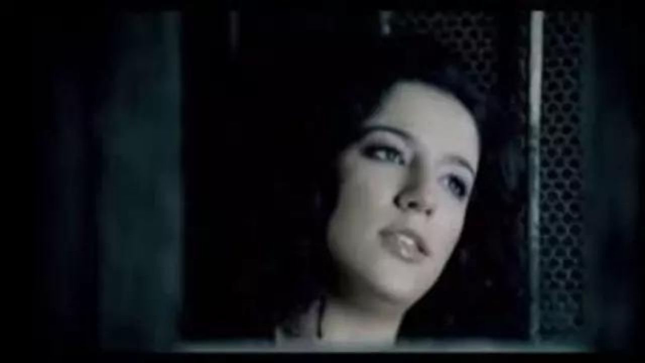 Bir döneme “hayalet sevgilim” şarkısı ile damga vuran İrem Yağcı’nın şimdiki mesleği ve son hali şaşırttı! 4