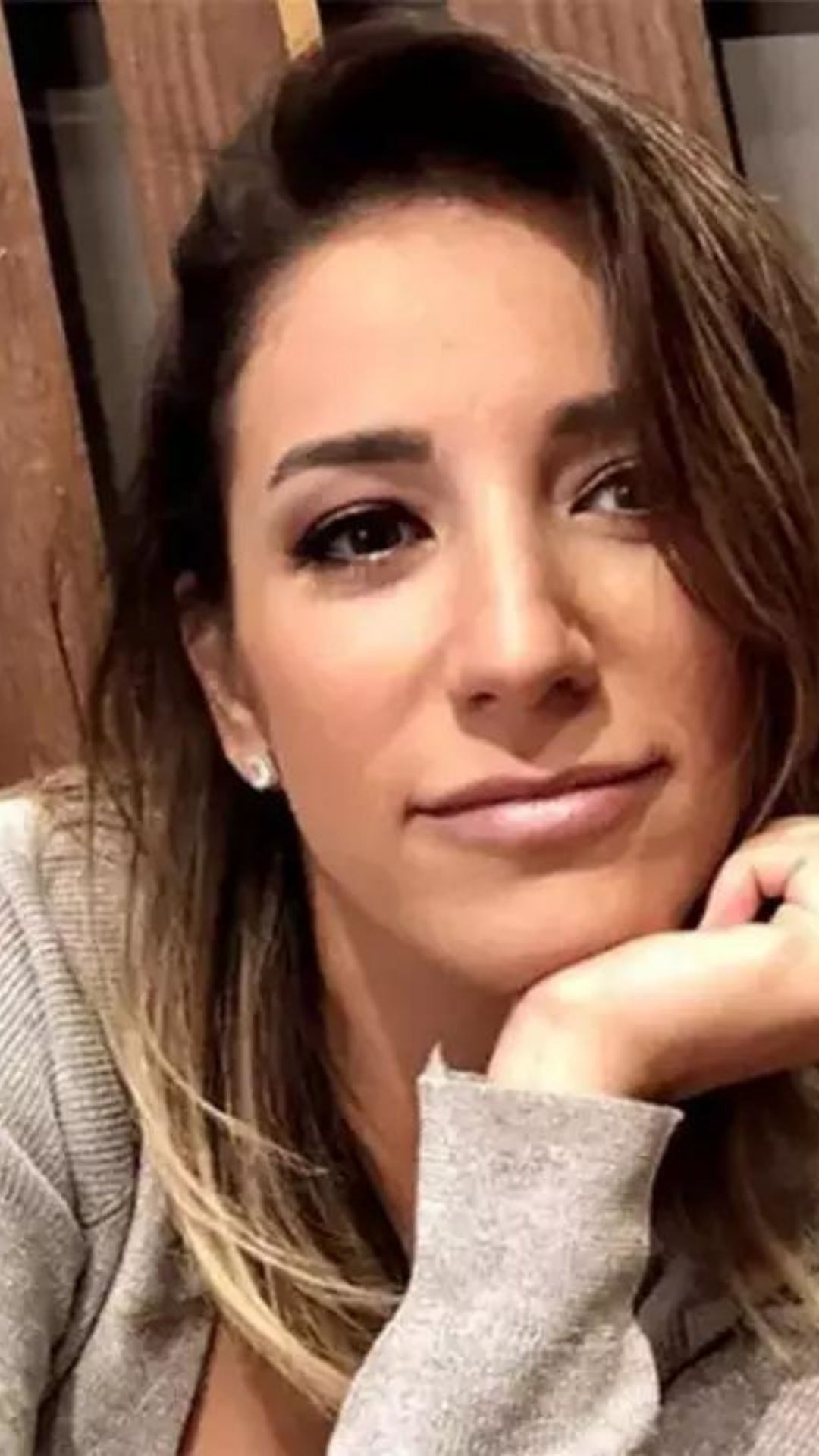 Bir döneme “hayalet sevgilim” şarkısı ile damga vuran İrem Yağcı’nın şimdiki mesleği ve son hali şaşırttı! 3