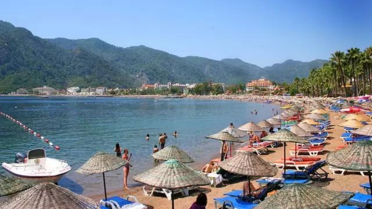 Her yıl milyonlarca turiste ev sahipliği yapan Marmaris'in en iyi plajları 13