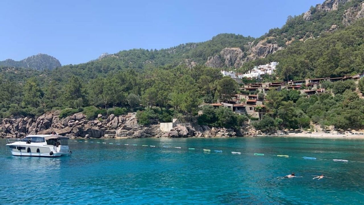 Her yıl milyonlarca turiste ev sahipliği yapan Marmaris'in en iyi plajları 14