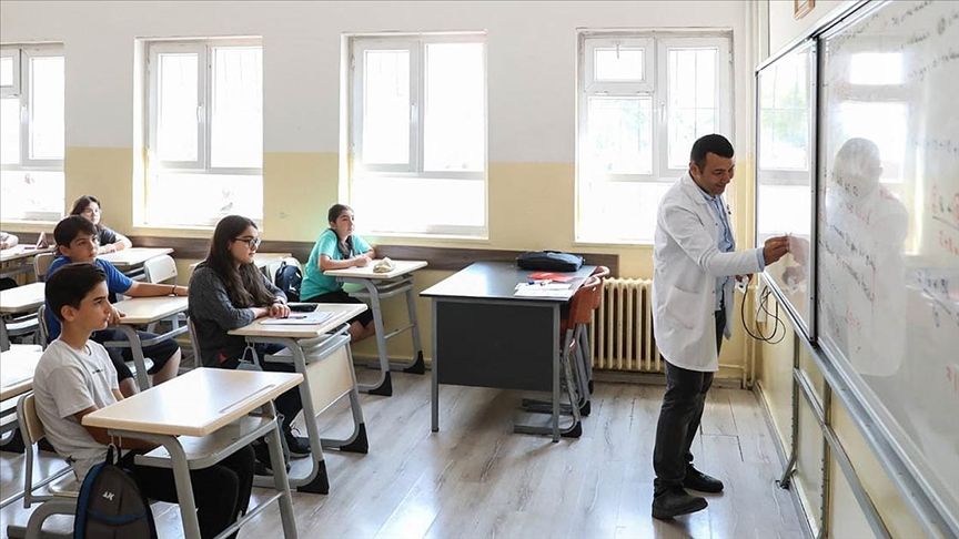 Sözleşmeli öğretmen ataması başvuruları yarın başlıyor 1