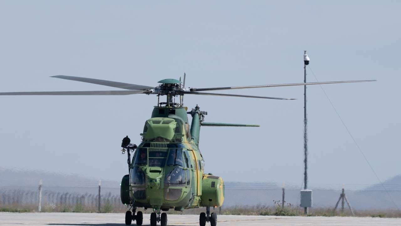 Reisi'nin kaza geçirerek öldüğü BELL 412'ye dair merak edilenler! 7