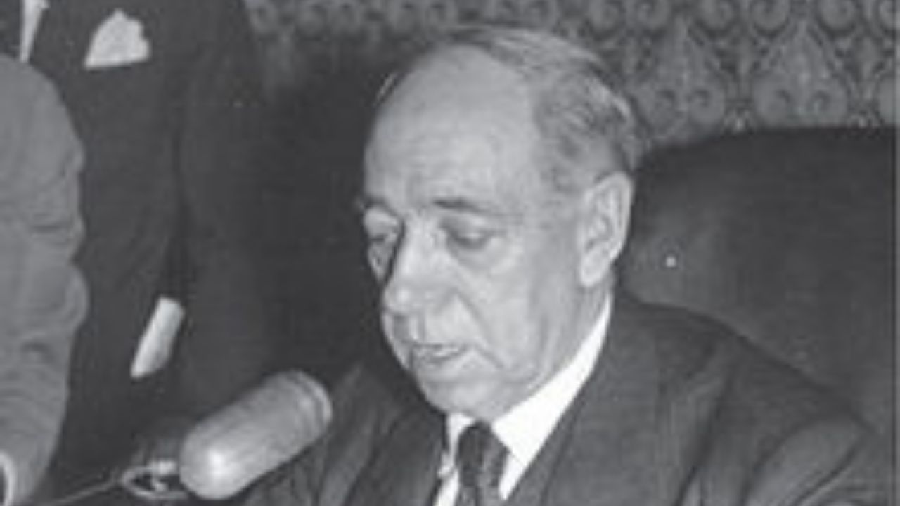 Havacılık kazalarında vefat eden devlet başkanları ve siyasetçiler 8