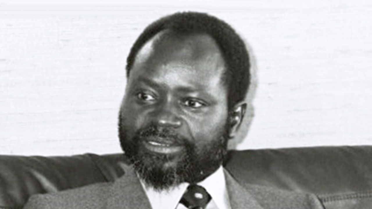 Havacılık kazalarında vefat eden devlet başkanları ve siyasetçiler 15