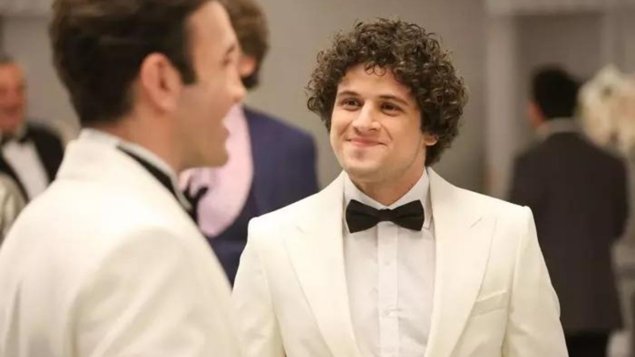 Bahar Dizisinde ‘Doruk’ karakterine hayat veren Ege Erkal kimdir? 4