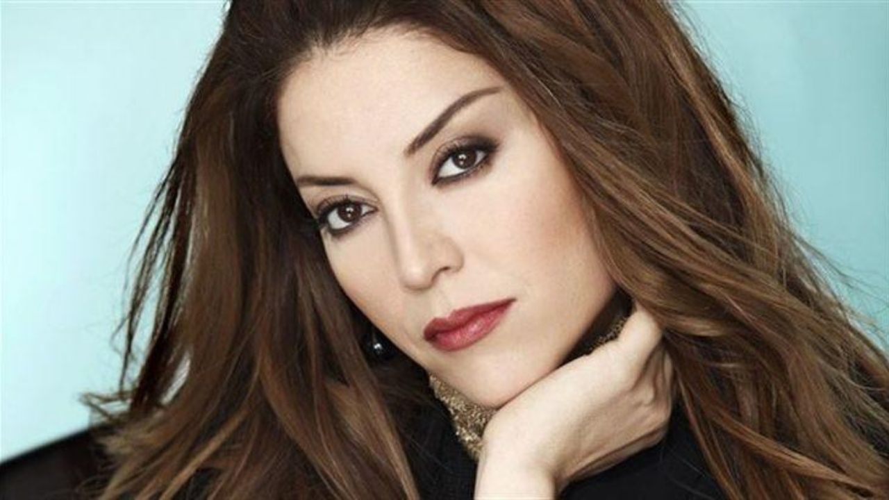 Bir zamanlar Sezen Aksu’nun vokalistliğini yapan birbirinden ünlü isimler! 8