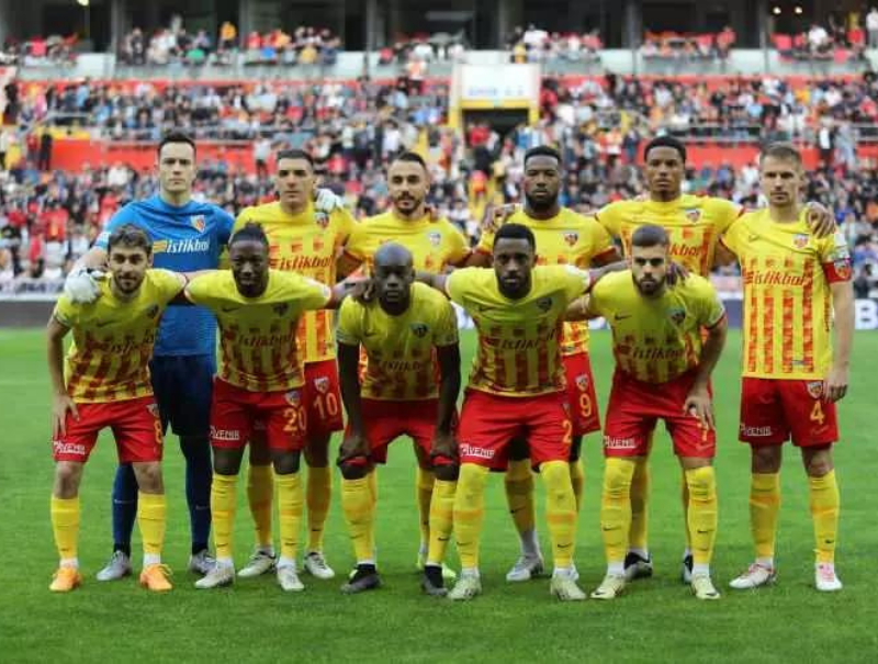 Yayın gelirleri belli oldu! İşte Süper Lig'de en çok kazanan takım... 10