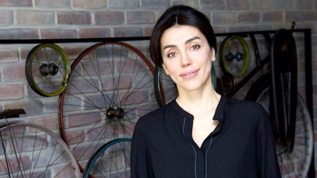 Yazar Azra Kohen’den skandal Filistin açıklaması! 8