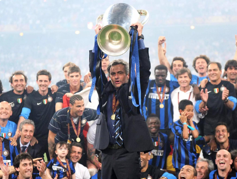 Jose Mourinho kimdir? Kariyerinde kaç kupa var? 22
