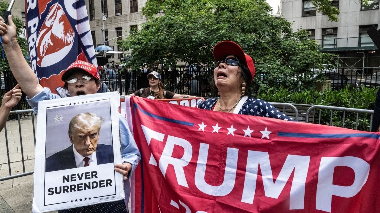 Eski ABD Başkanı "sus payı" davasında suçlu bulundu! Şimdi ne olacak? 10