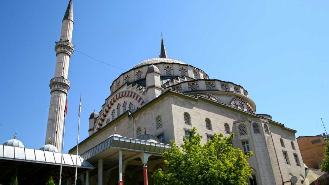 En çok cami bulunan 50 ilimiz! Hangi şehirde kaç cami var? 39