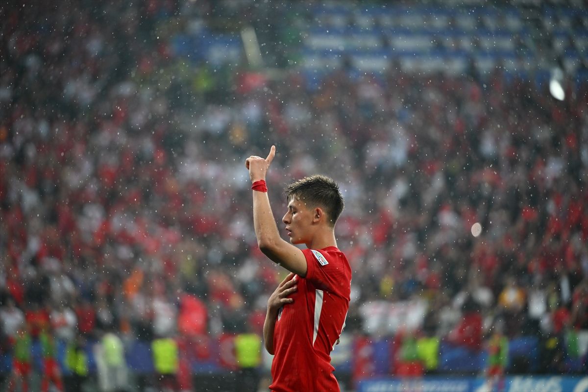 Ünlü isimlerden Arda Güler'e destek! 2