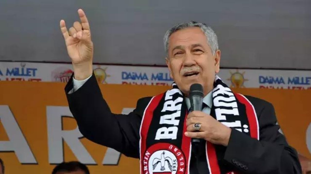 Bozkurt işareti yapan ünlü isimler 12